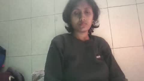 Snapshot of desiprincessaga32 chatting on January 12, 6:46 pm desiprincessaga32 online show from January 12, 6:46 pm