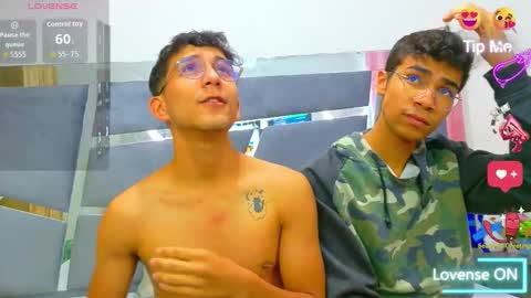 desire4duo online show from November 17, 12:55 pm