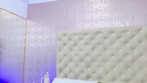 Snapshot of desire_sara chatting on September 20, 12:17 pm Sara Desire online show from September 20, 12:17 pm