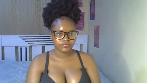 desiredahlia33 online show from March 20, 3:00 am