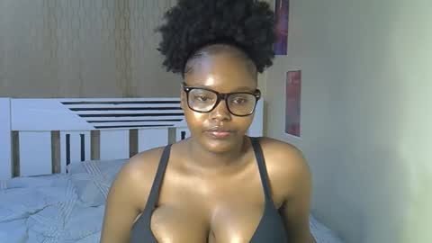 desiredahlia33 online show from March 20, 9:08 pm