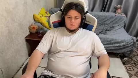 Snapshot of desiredude9 chatting on September 24, 8:01 pm desiredude9 online show from September 24, 8:01 pm