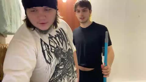 Snapshot of desiredude9 chatting on February 19, 4:47 pm desiredude9 online show from February 19, 4:47 pm