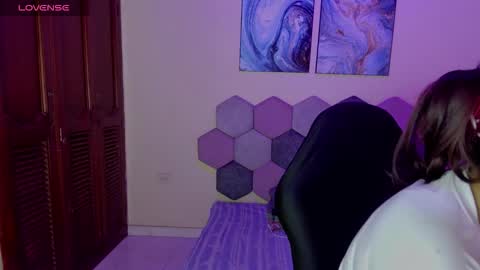 TORI AND MR. BEAR online show from October 13, 11:54 am