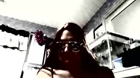 desireedesire26 online show from April 19, 1:38 am