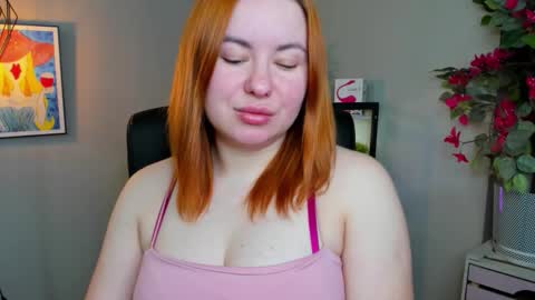 LAYLA online show from March 11, 7:36 am