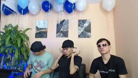 desiresofolympus_ online show from March 18, 8:23 pm