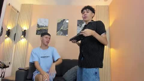 desiresofolympus_ online show from April 2, 7:22 pm