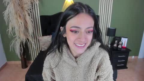 Snapshot of desiring__angel chatting on February 26, 1:43 am Desiring Angel online show from February 26, 1:43 am