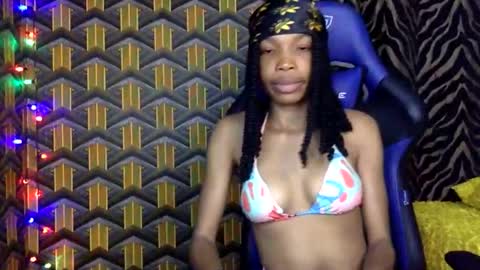 Deslimbody online show from February 8, 7:50 pm