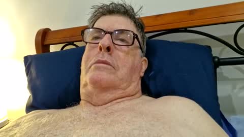 Desmon1958 online show from February 24, 8:51 pm