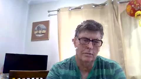 Desmon1958 online show from March 13, 2:29 am