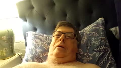 Desmon1958 online show from March 22, 6:55 pm