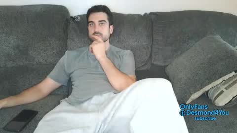 Snapshot of desmond4you chatting on October 5, 9:45 pm Desmond4You online show from October 5, 9:45 pm