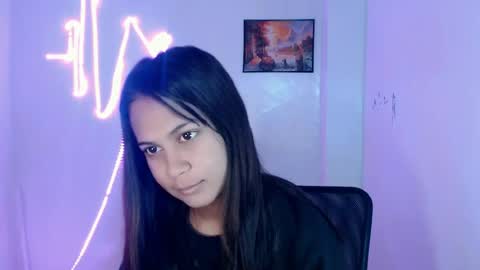 Snapshot of dess_morena chatting on June 20, 4:59 am Dess online show from June 20, 4:59 am