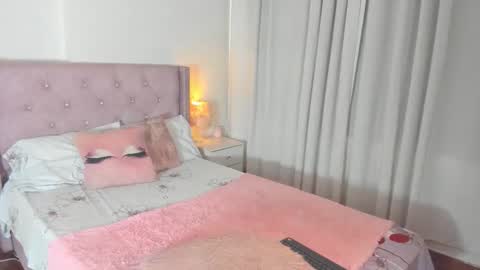 destinysweet21 online show from April 11, 11:25 am