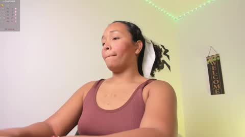 desty_y online show from October 9, 1:47 am