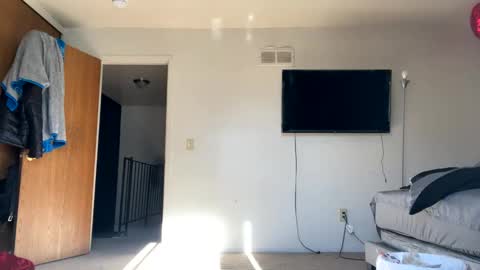 Snapshot of detroitbiguy chatting on March 9, 9:03 pm Nastytae313 online show from March 9, 9:03 pm