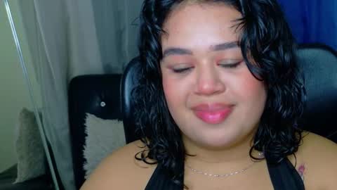 Snapshot of deva_big chatting on February 21, 10:22 pm deva_big online show from February 21, 10:22 pm