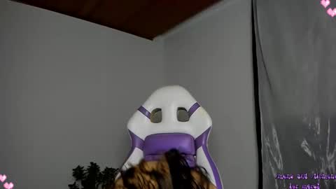 Gi HELP ME REACH 50 THUMPS UP 3 online show from September 29, 11:20 pm