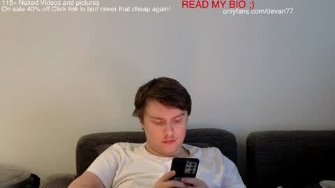 Devan online show from December 12, 8:32 pm