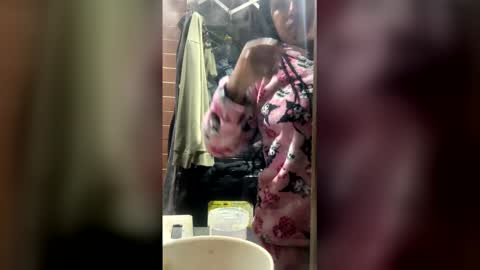 devi_black_13_ online show from March 19, 2:26 am