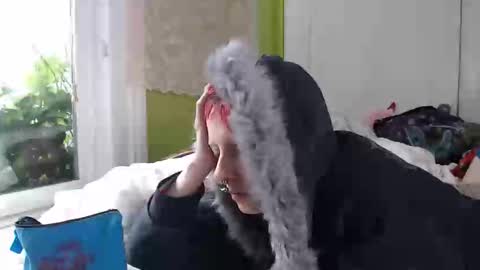 poutyangel online show from March 4, 8:04 pm