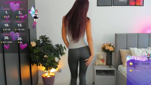 Snapshot of devilish_goddes chatting on December 5, 10:01 am Devilish Goddess online show from December 5, 10:01 am