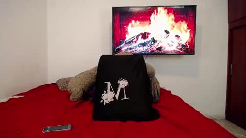 devill_hott online show from June 7, 8:51 am