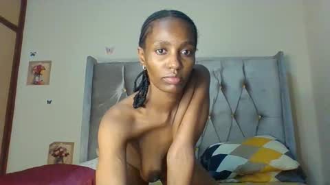 Snapshot of devinegrace7 chatting on May 5, 4:20 am devinegrace7 online show from May 5, 4:20 am