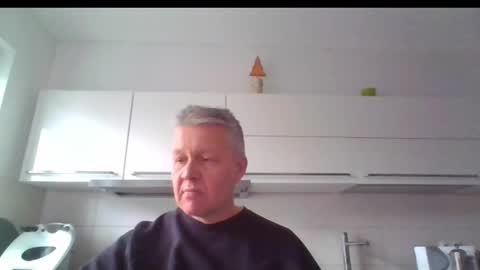 Snapshot of devon_nite chatting on December 23, 10:21 am Devon online show from December 23, 10:21 am