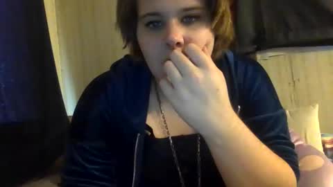 Snapshot of devykitten2018 chatting on March 16, 4:55 pm devykitten online show from March 16, 4:55 pm