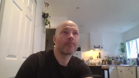 dex12112111 online show from April 1, 9:56 pm