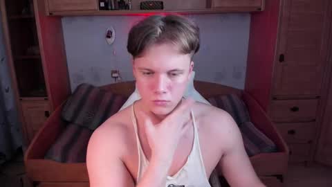 Snapshot of dexter_bennett chatting on October 20, 11:38 pm Dexter online show from October 20, 11:38 pm