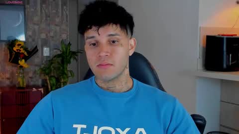 JULIAN online show from February 15, 10:39 pm