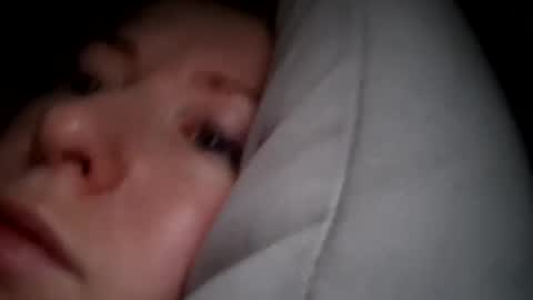 Snapshot of dgesika254182 chatting on January 25, 4:34 am dgesika254182 online show from January 25, 4:34 am