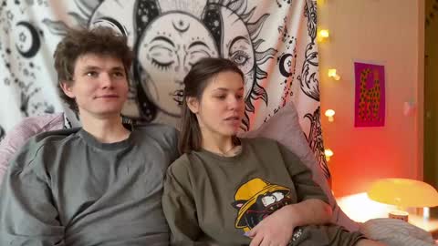 Di Alex online show from February 7, 1:43 pm