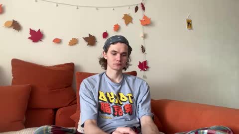 Di Alex online show from November 2, 9:44 am