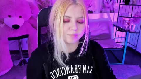 Dia online show from November 25, 10:54 pm