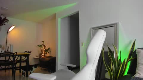 Diego online show from February 27, 1:48 am