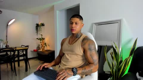 Diego online show from March 4, 11:22 pm