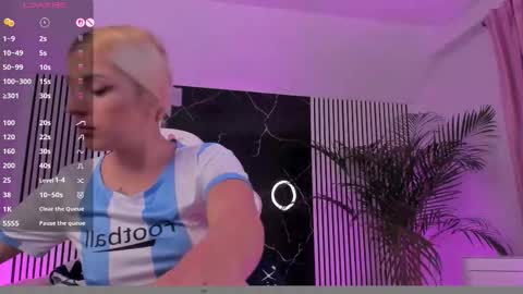 Thea online show from November 2, 7:38 pm