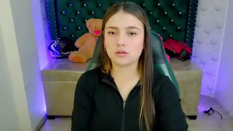 Snapshot of diamond_juliana_ chatting on June 24, 3:05 am diamond_juliana_ online show from June 24, 3:05 am