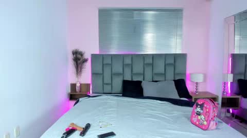 Snapshot of diamond_sweet0 chatting on July 8, 2:05 am Diamond online show from July 8, 2:05 am