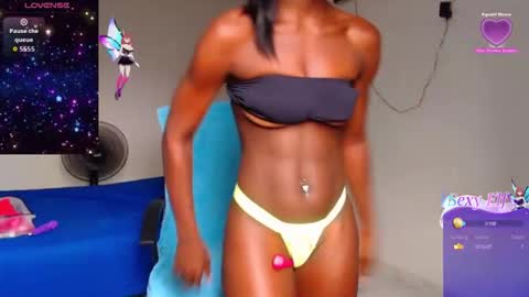 Snapshot of diamond_women_girl chatting on May 11, 12:44 pm diamond_women_girl online show from May 11, 12:44 pm