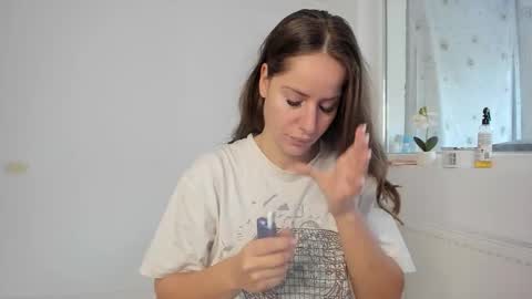 diamondkay_ online show from November 17, 7:36 am