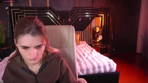 DiamondNina online show from March 8, 2:04 am