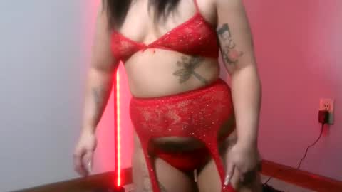 Snapshot of diamondshadows chatting on February 9, 8:56 pm Diamonds online show from February 9, 8:56 pm