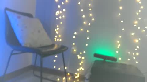 Snapshot of diamondshadows chatting on February 28, 5:59 am Diamonds online show from February 28, 5:59 am