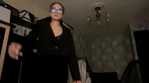 Snapshot of diamondtraverse chatting on February 12, 2:12 pm Julia online show from February 12, 2:12 pm